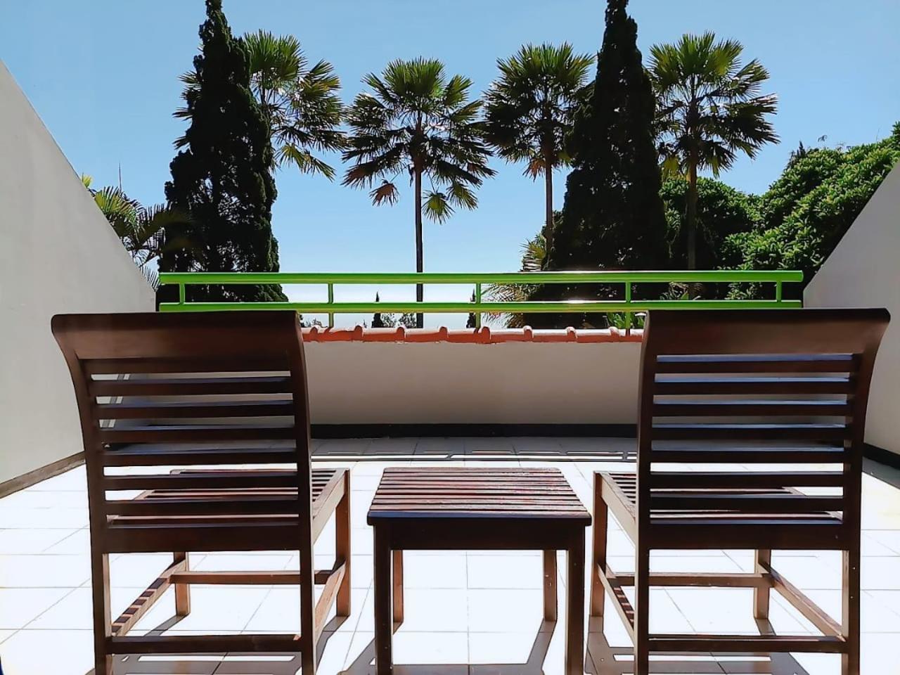 Grand Whiz Hotel ברומו מראה חיצוני תמונה